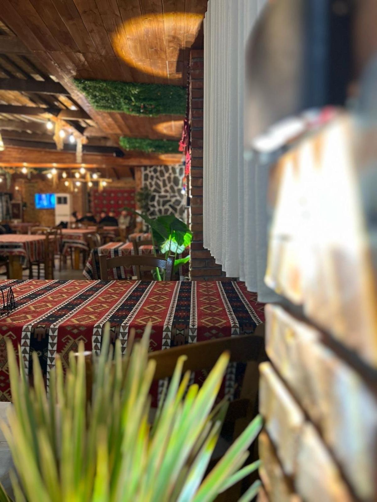 Te Bujtina Hotel- Cozy Stay With Traditional Breakfast Near Beach Golem  Εξωτερικό φωτογραφία