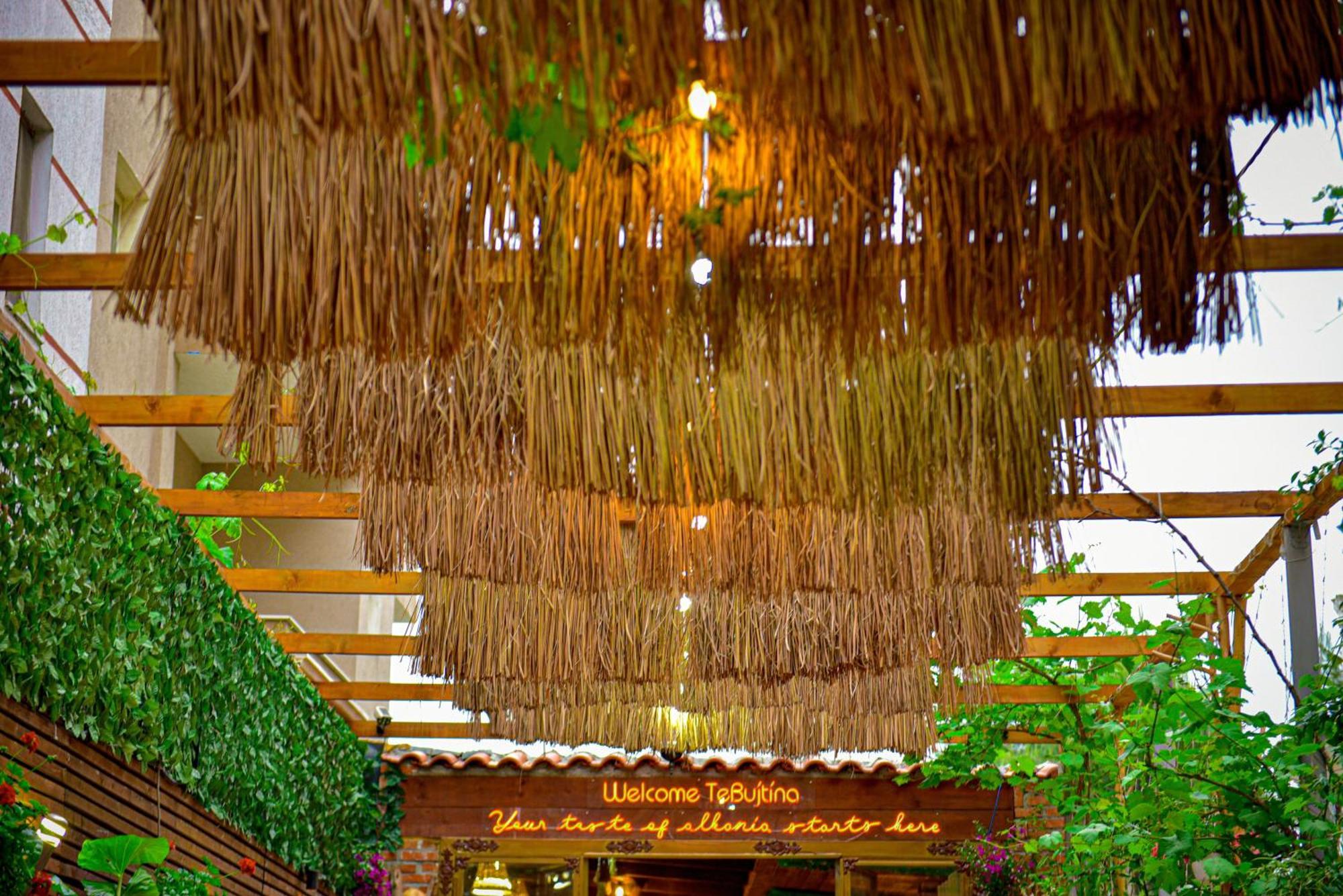 Te Bujtina Hotel- Cozy Stay With Traditional Breakfast Near Beach Golem  Εξωτερικό φωτογραφία
